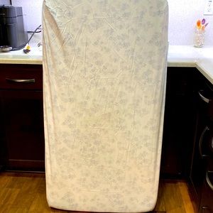 Pottery Barn Fitted Sheets